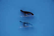 Load image into Gallery viewer, Clover Mini Wonder Clips Red And Blue 20 Pack