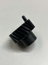 Load image into Gallery viewer, Singer Feed Drive Shaft Gear 153487
