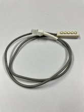 Load image into Gallery viewer, Industrial Sewing Machine Magnetic Light Assembly